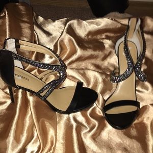 Express Heels